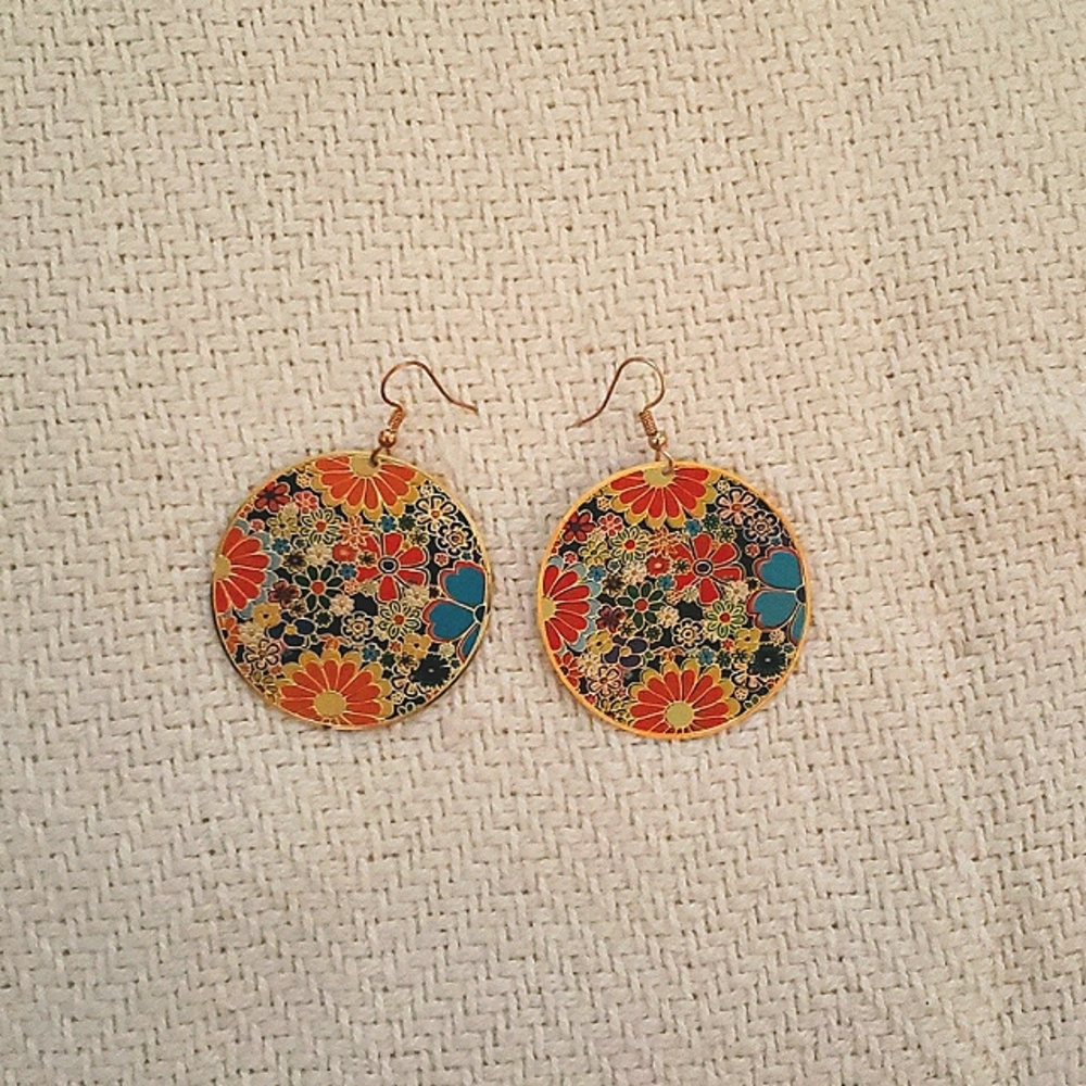 Vintage Enamel w/Gold Boho Style Earrings. Even prettier up-close and in-person.